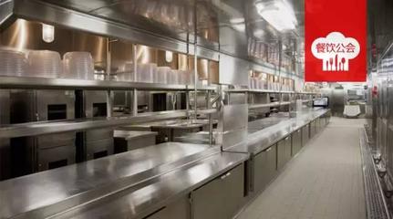 別被&ldquo;中央廚房&rdquo;帶偏了,看看海底撈、金百萬都如何做的